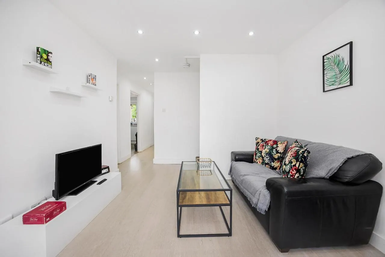 Guest house Verv London Stratford
