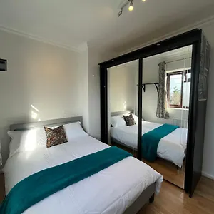  Guest house Charlton, Greenwich Luxury Self Check-in