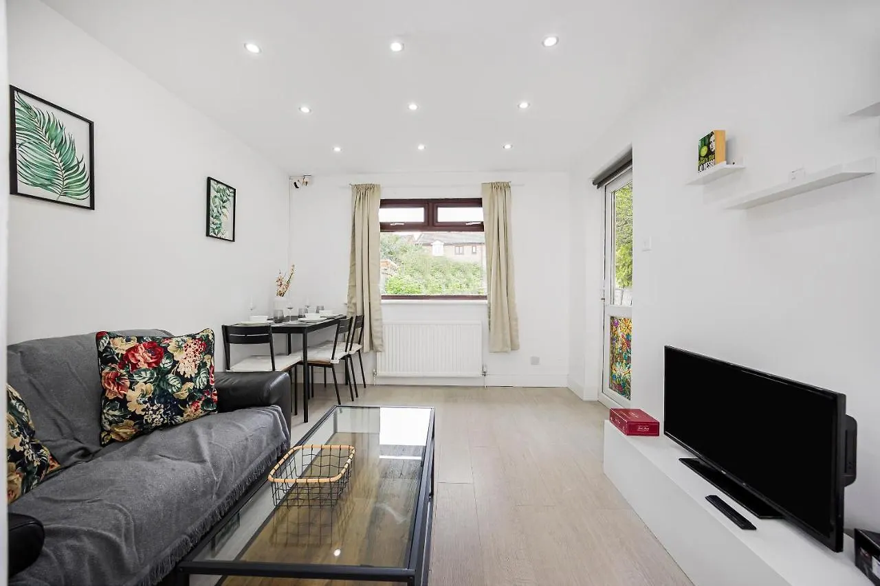 Guest house Verv London Stratford